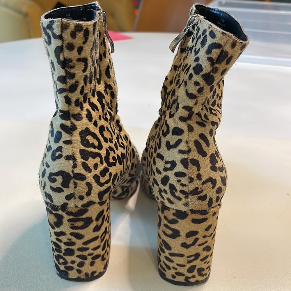 Halogen Booties - Picture 4 of 6